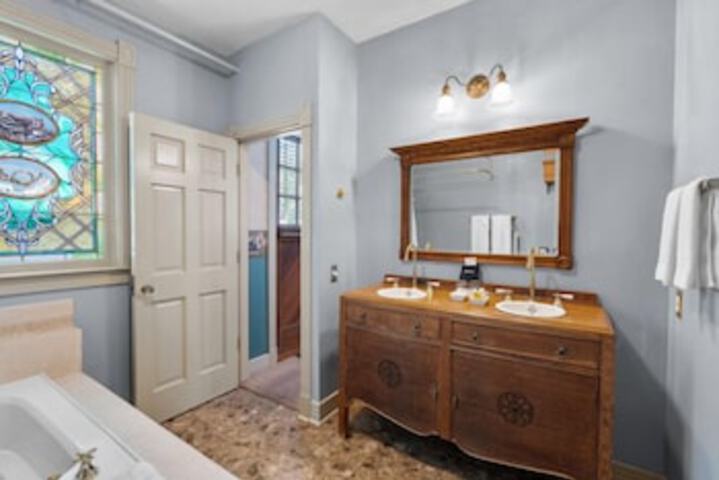 Room 29 of 100