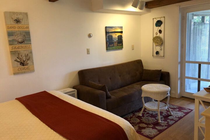Room 17 of 45