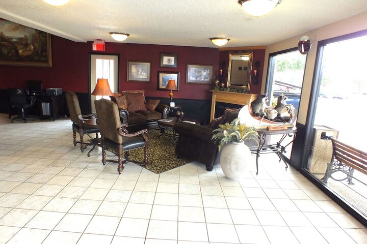 Hotel Interior 9 of 36