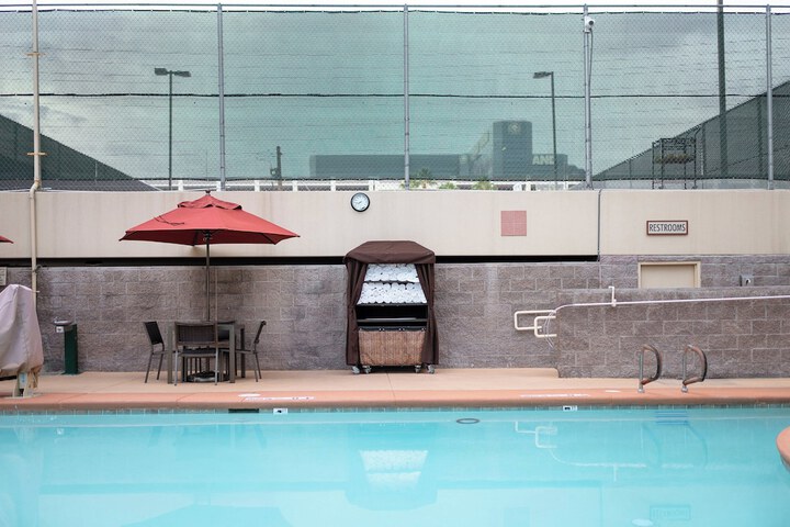 Pool 33 of 130