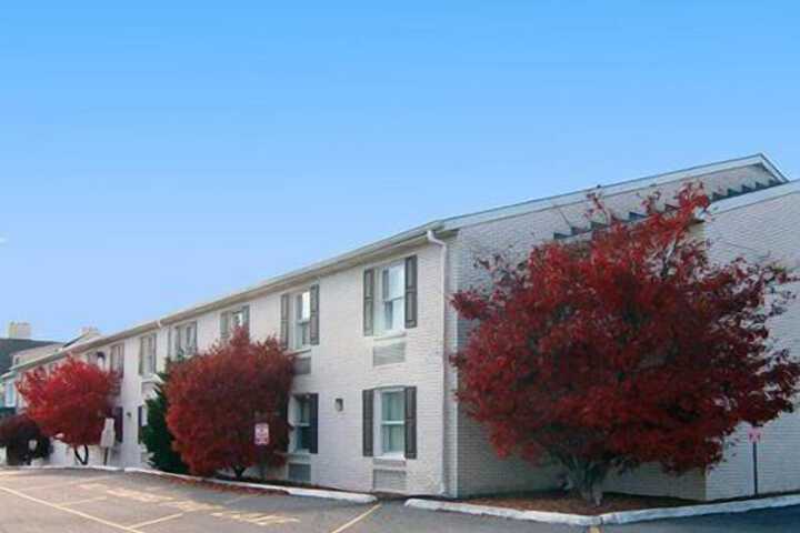 Hotel 6 of 43