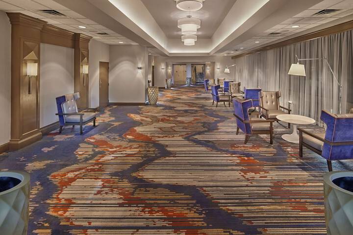 DoubleTree by Hilton Little Rock