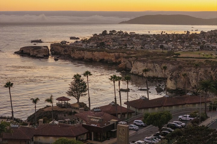 Inn at the Cove