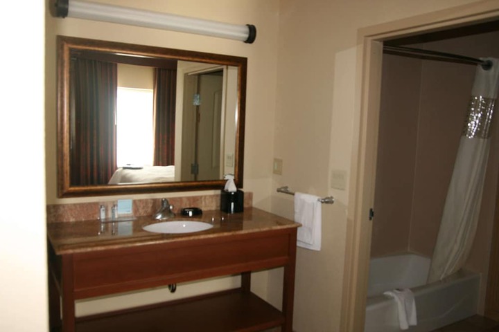Room 10 of 19