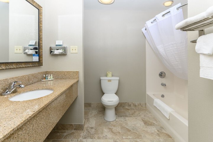 Quality Inn Bourne - Cape Cod