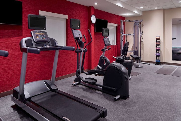 Health and Fitness 30 of 33