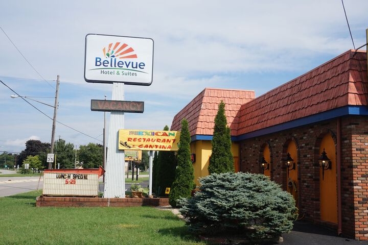Bellevue Hotel & Suites