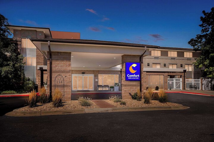 Hotel 2 of 56