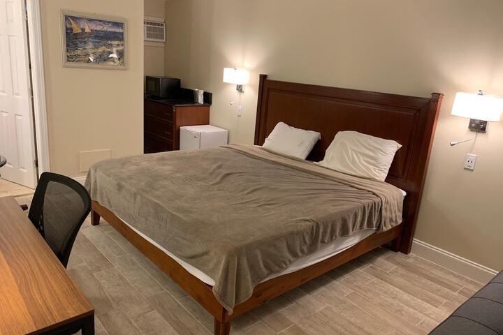 Room 11 of 41