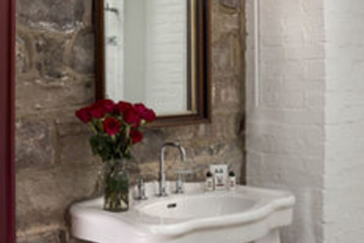 Historic Smithton Inn