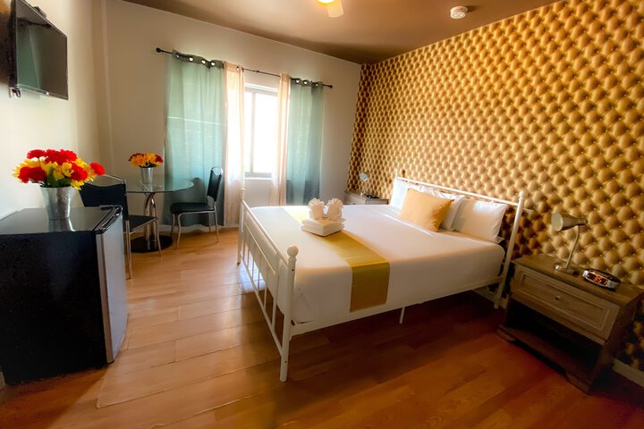 Room 34 of 37