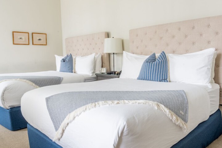 Briar Barn Inn