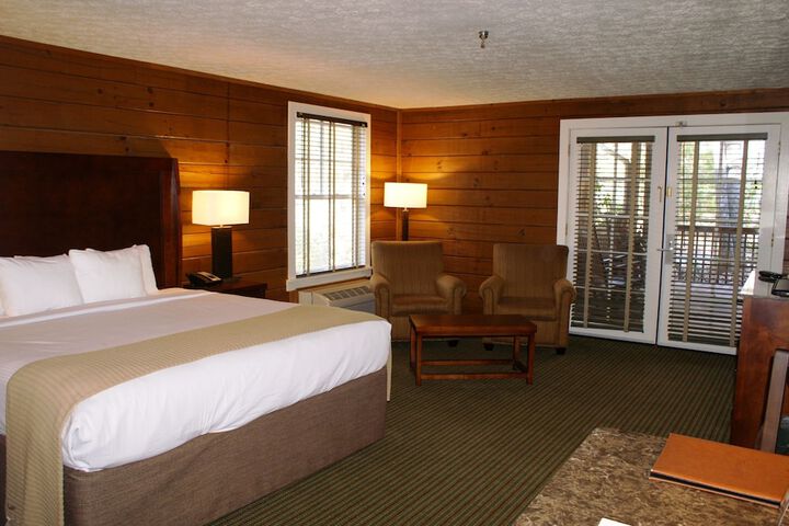 Room 42 of 115
