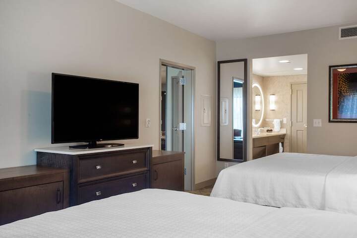 Homewood Suites by Hilton Salina Downtown