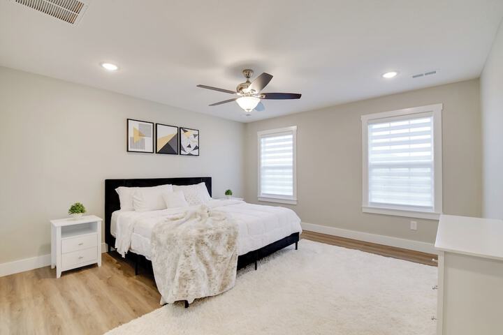Family-friendly Ozark Villa - Centrally Located