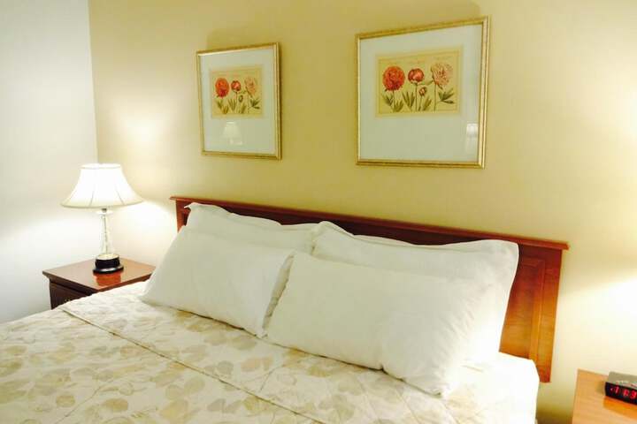 Room 50 of 64