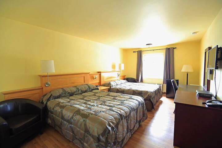 Room 18 of 43