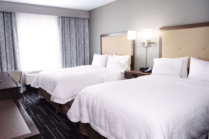 Hampton Inn & Suites Des Moines / Urbandale