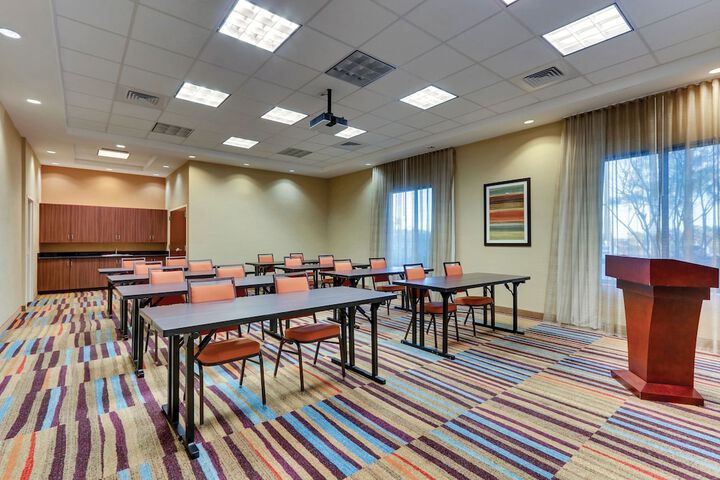 Fairfield Inn & Suites Dunn I-95