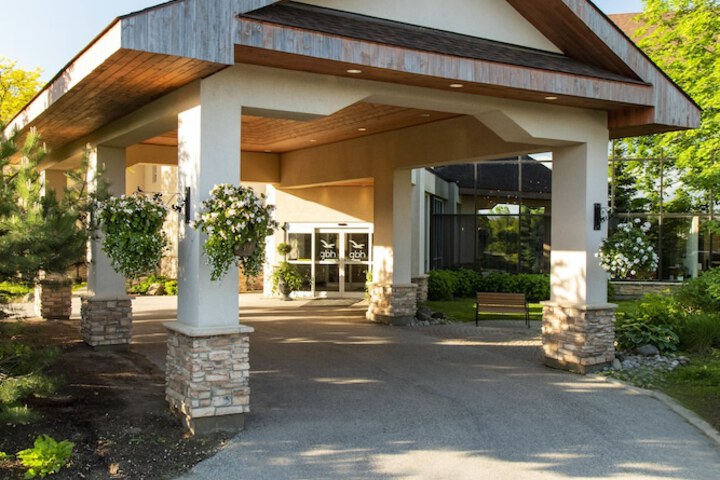Georgian Bay Hotel Trademark Collection by Wyndham