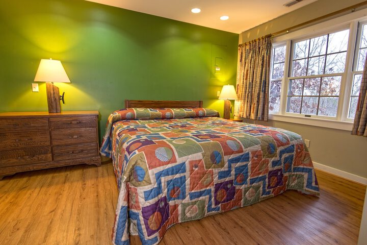 Room 43 of 115