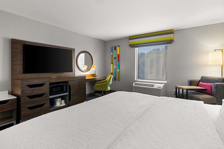 Room 15 of 37