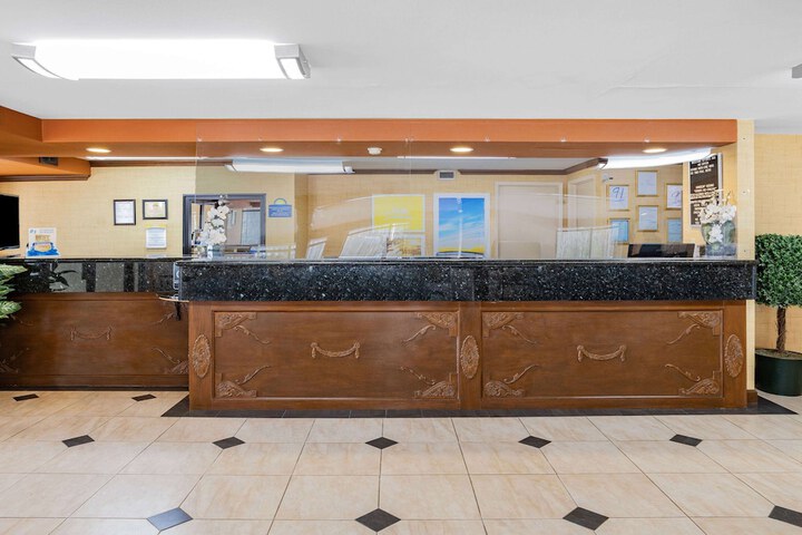 Hotel Interior 11 of 35