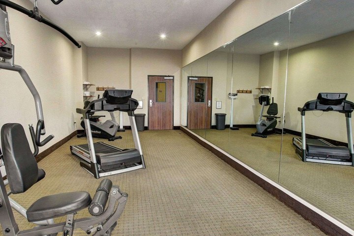 Comfort Inn & Suites Alvarado