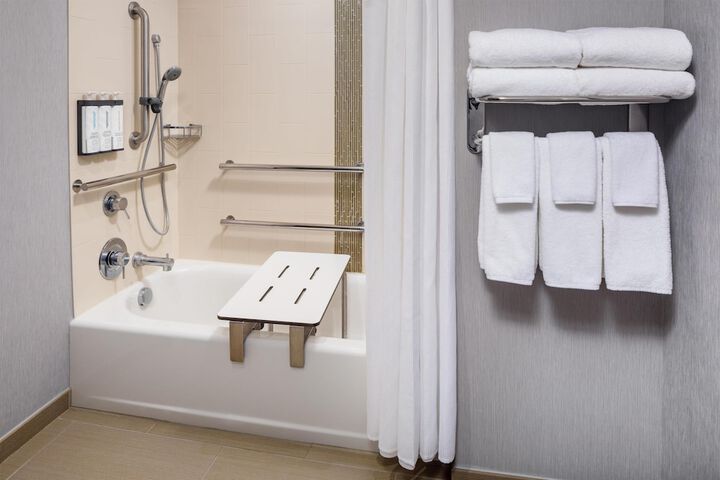Hyatt Place Sumter / Downtown