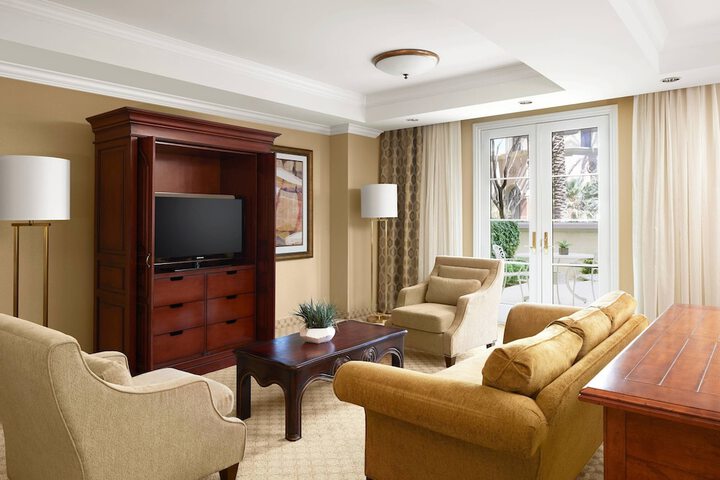 Room 113 of 266