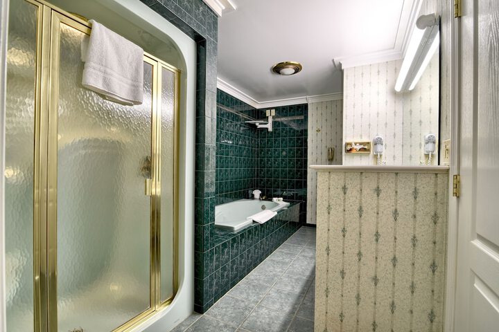 Roosevelt Inn and Suites Saratoga Springs