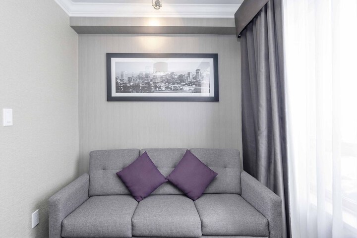 Room 47 of 78