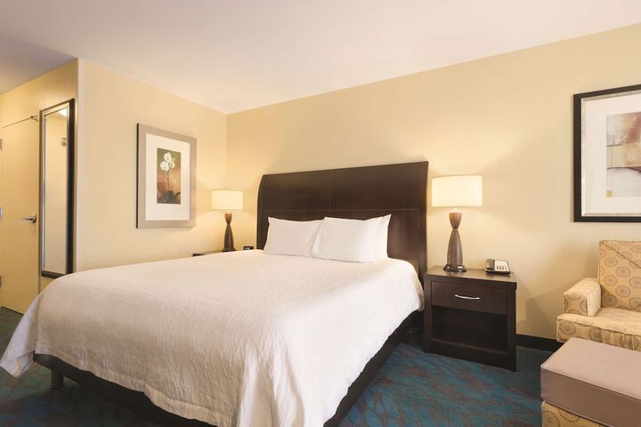 Hilton Garden Inn Fargo