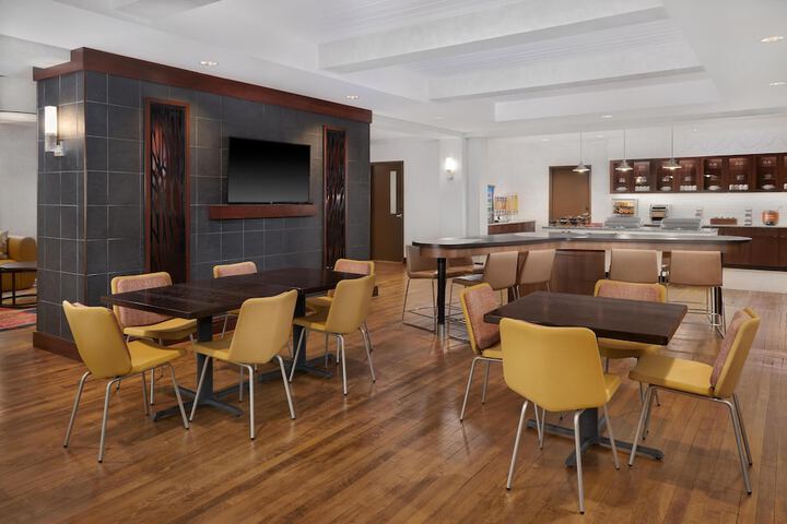 Homewood Suites by Hilton Grand Rapids Downtown