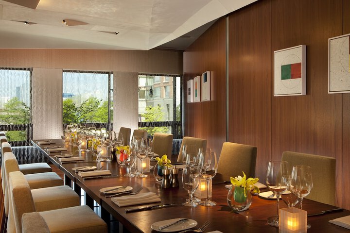 Dining 87 of 111