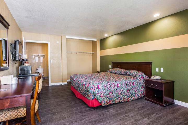 Room 19 of 20