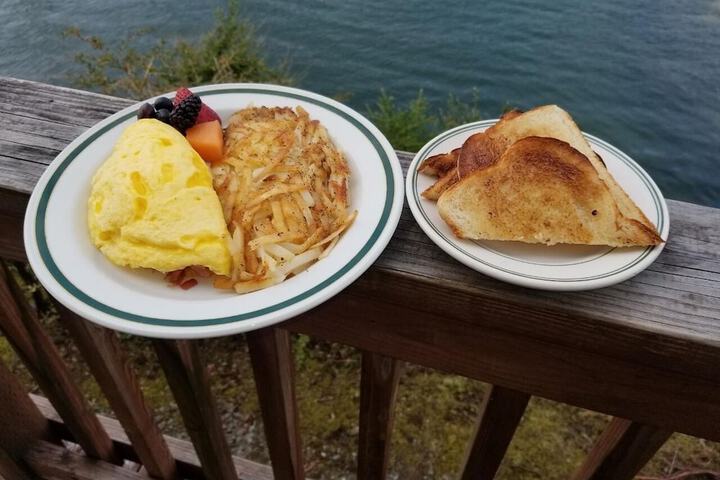 Breakfast/Coffee Service 21 of 36