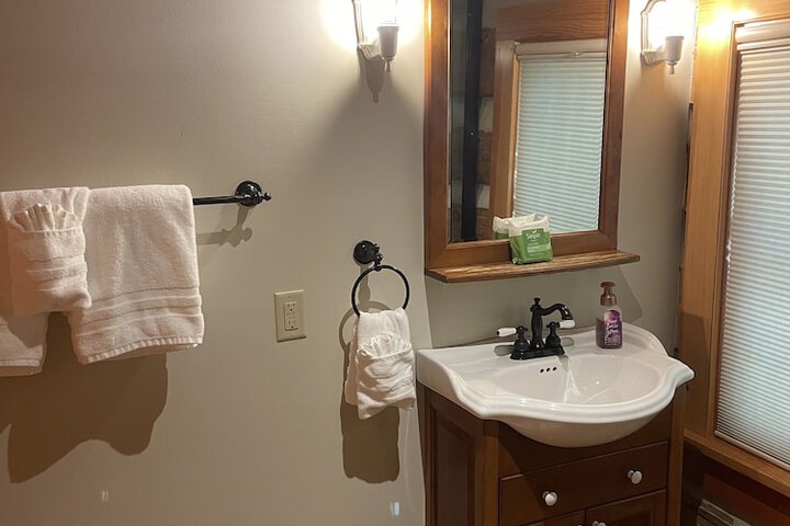 Room 29 of 49