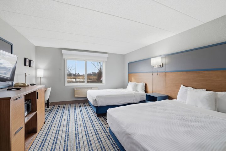 AmericInn by Wyndham White Bear Lake St. Paul