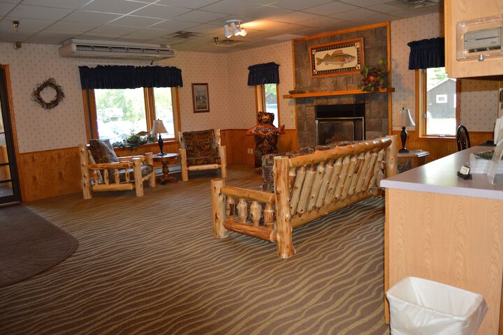 Hotel 5 of 75