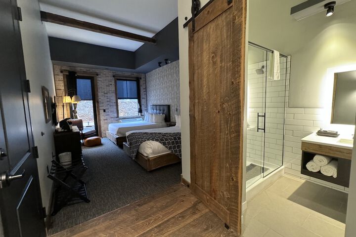 Room 12 of 51