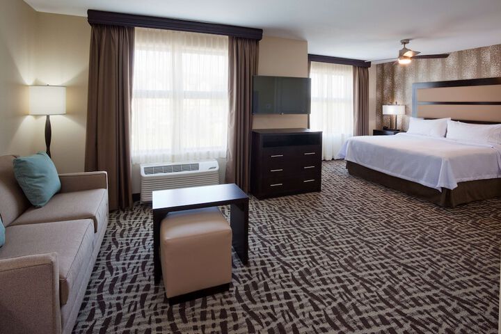 Room 18 of 33