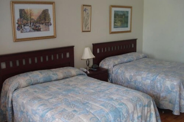 Knights Inn Hallandale