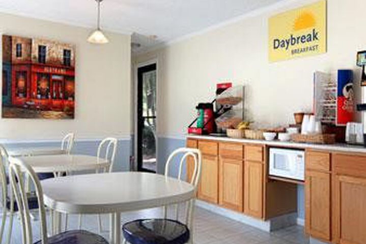 Days Inn by Wyndham Turbeville