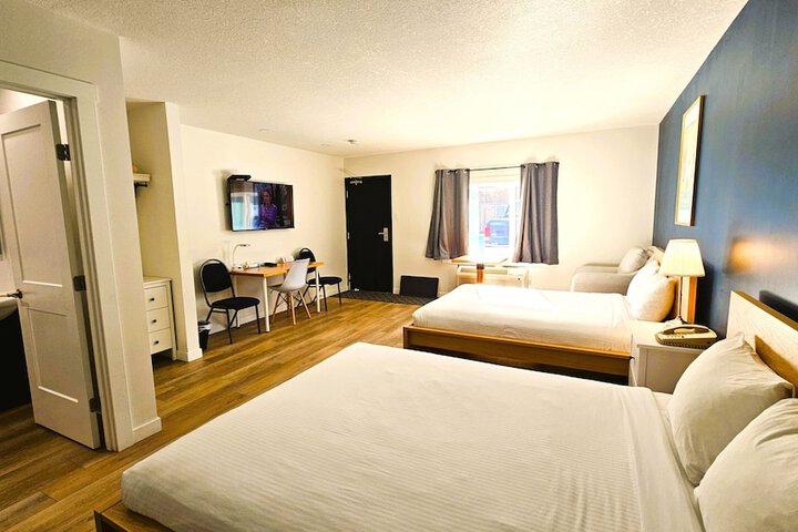 Cloud 9 Inn