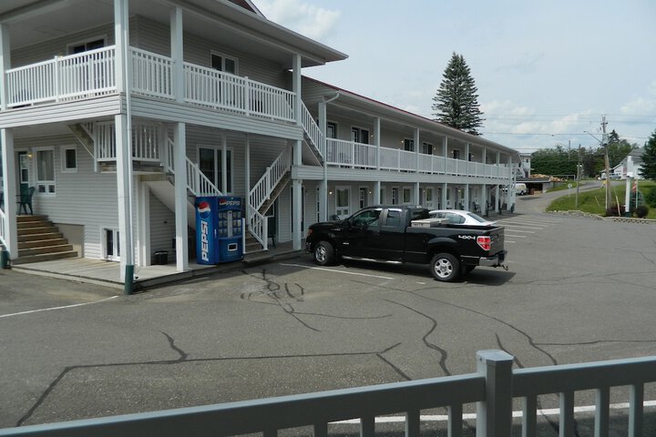 Hotel 2 of 40