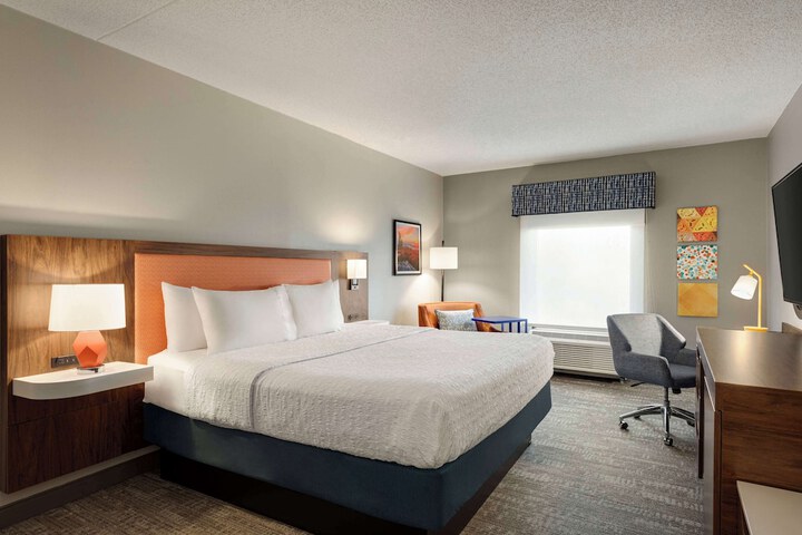 Hampton Inn Waynesboro / Stuarts Draft
