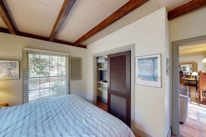 Room 15 of 27