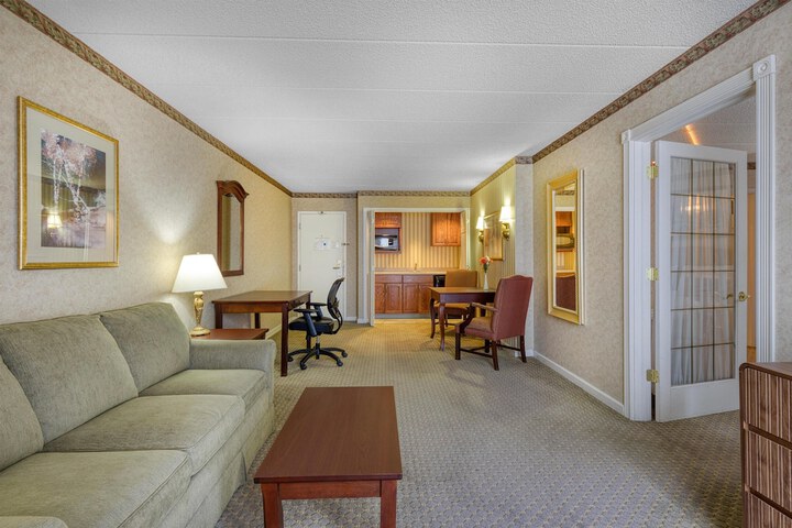 Best Western Plus Genetti Wilkes Barre
