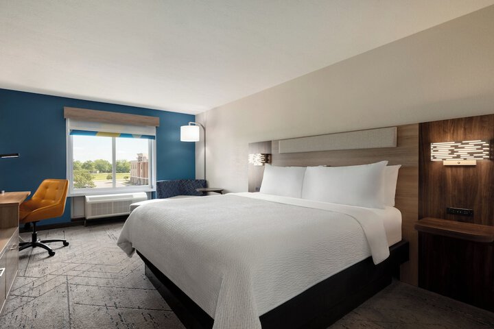 Holiday Inn Express Hotel & Suites NORTH FREMONT by IHG